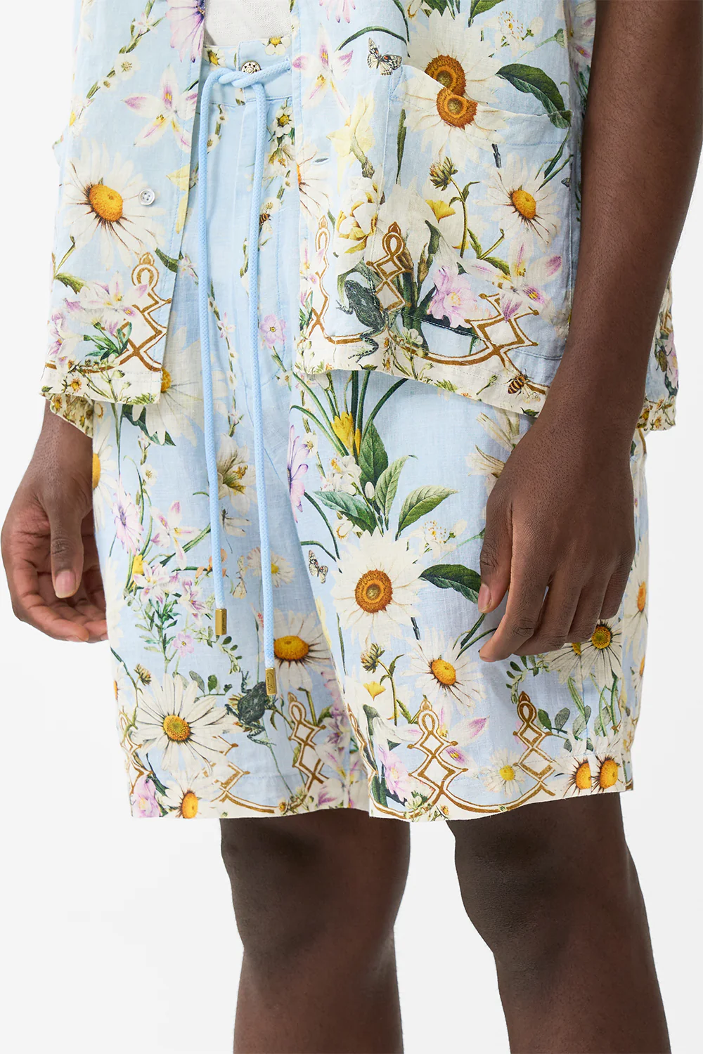 LONG WALK SHORT WITH ELASTIC BACK FLORAL FREEFALL - Image 5