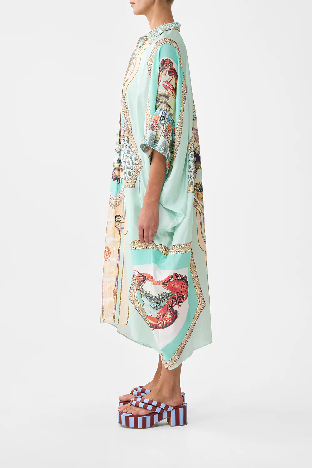 BATWING KAFTAN WITH LOVE FROM TÜRKIYE - Image 4
