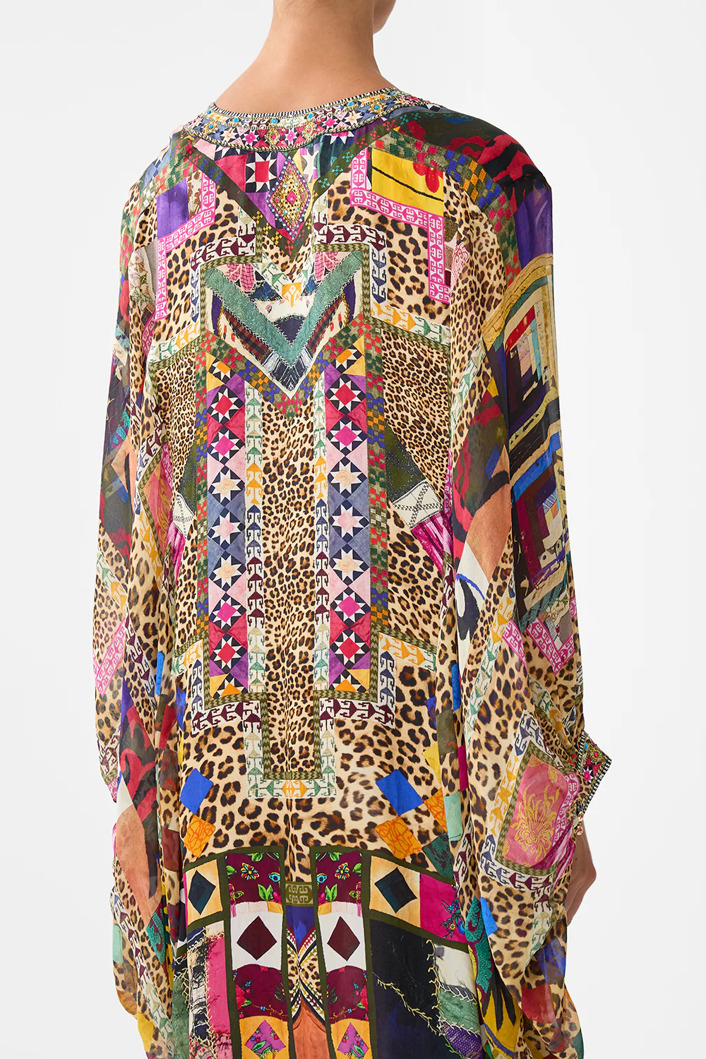 DRAMATIC SLEEVE COCOON LAYER EMBROIDERED EVER AFTER - Image 5