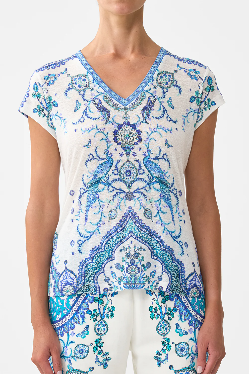 V NECK FITTED TEE ISNIK LULLABY - Image 6