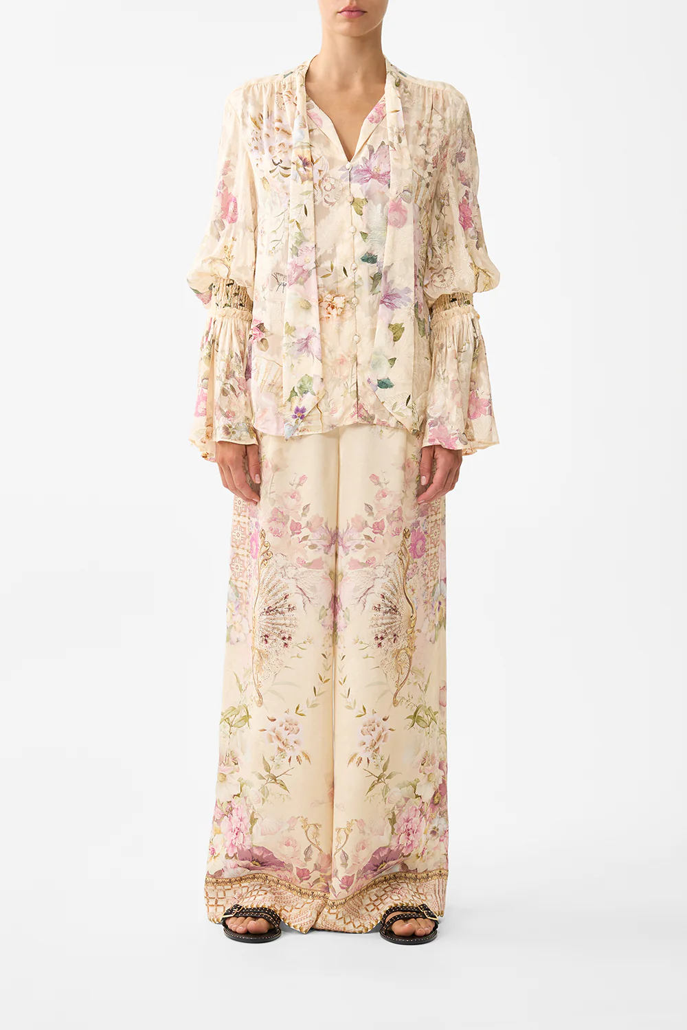 ELASTIC SLEEVE TIE FRONT BLOUSE ADORNED IN ARANJUEZ