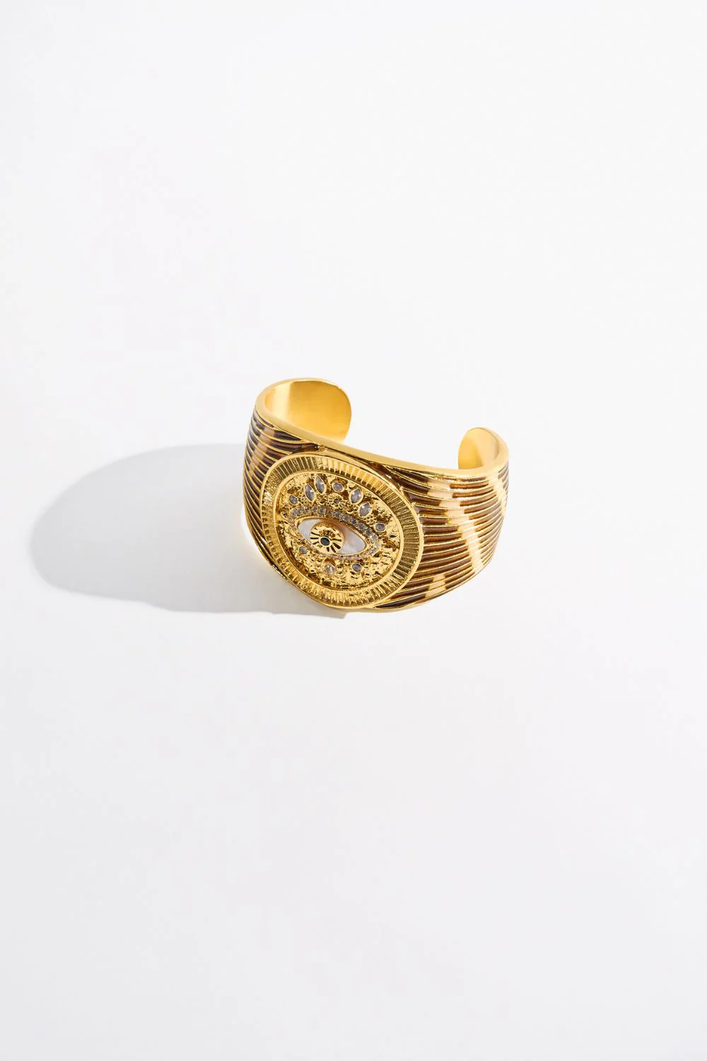 ENCHANTED OCEANIA SHELL CUFF BANGLE GOLD