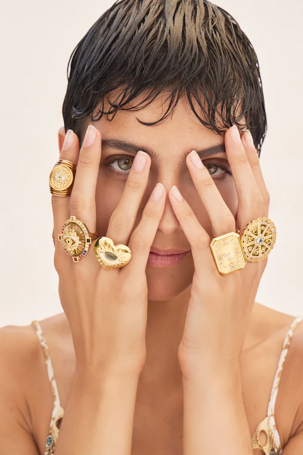 ENCHANTED OCEANIA SHELL RING GOLD - Image 2