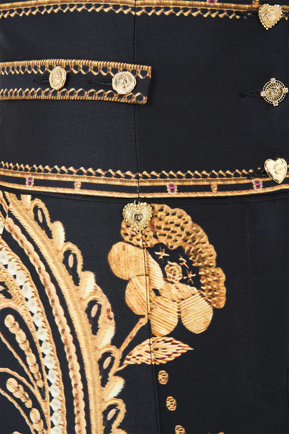 HIGH WAIST SHORT WITH BUTTON DETAIL TAURUS RISING - Image 7