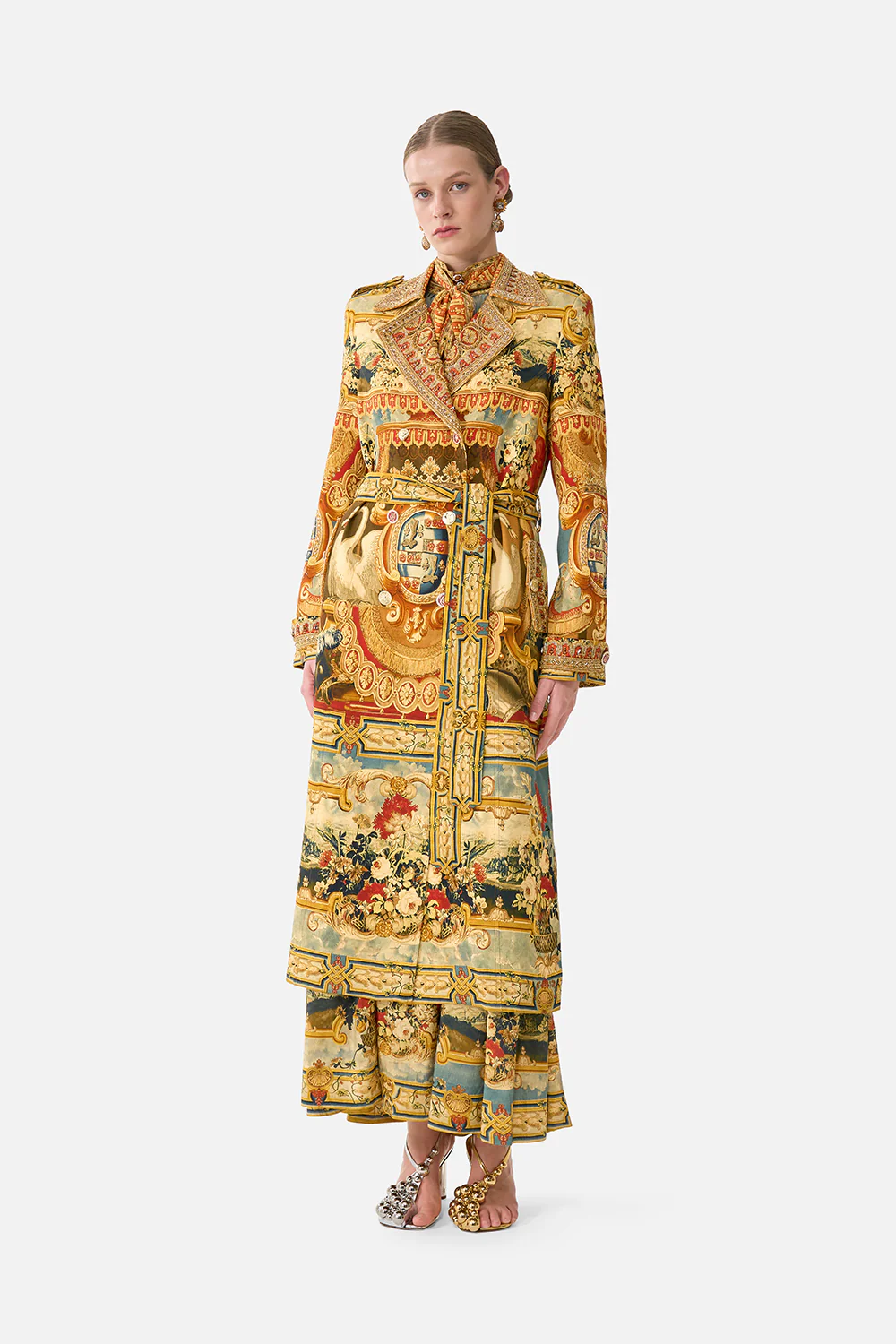 TRENCH COAT LIFE’S RICH TAPESTRY